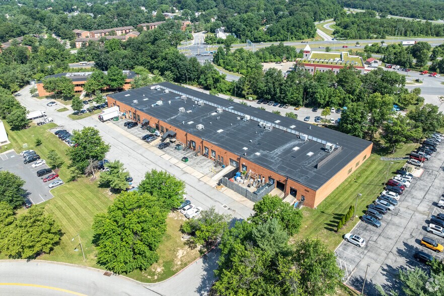 More Photos Of 8520 Corridor Rd, Jessup Flex For Lease