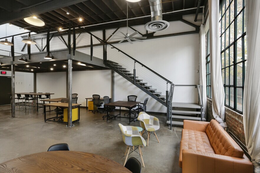 More Photos Of 949 W Marietta St NW, Atlanta Office For Lease