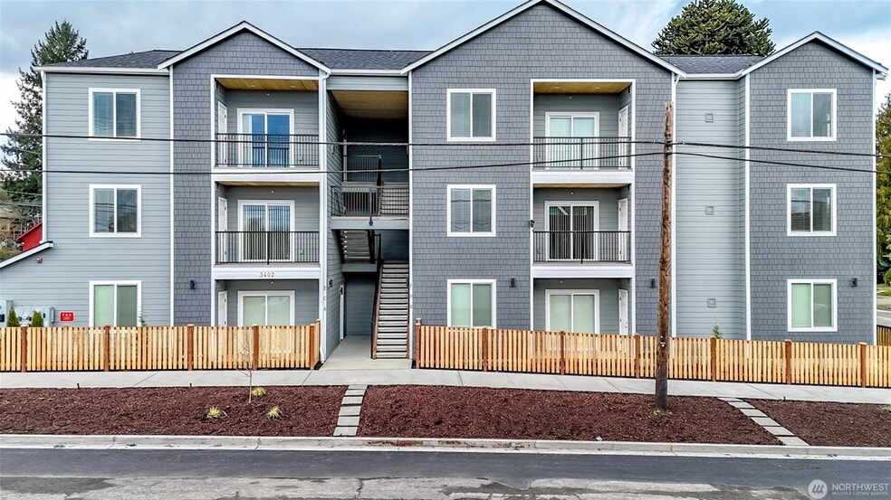 Primary Photo Of 3402 S C St, Tacoma Apartments For Sale