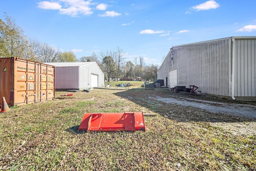 More Photos Of 264 Saint Catherine St, New Haven Industrial For Sale