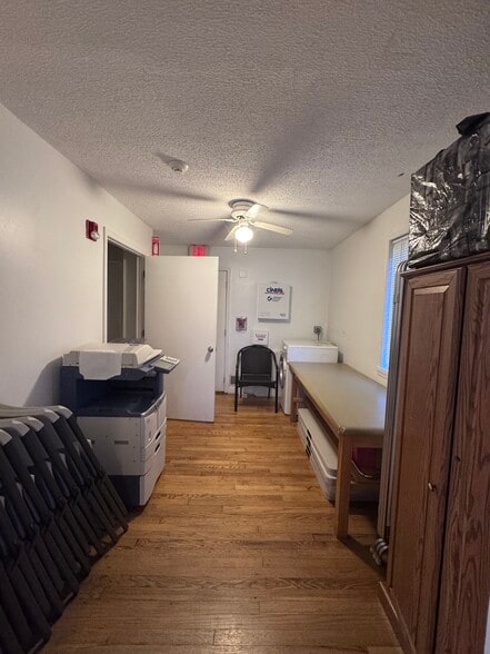 More Photos Of 7217 Poplar St, Annandale Office Residential For Sale