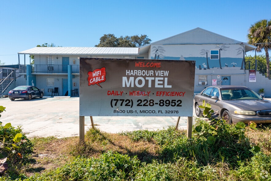 More Photos Of 8800 US Highway 1, Micco Hotel For Sale