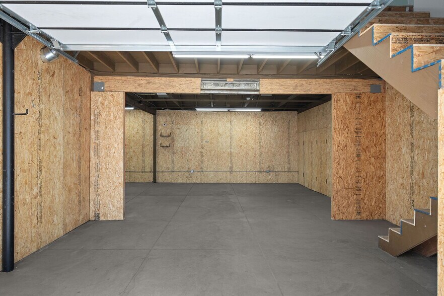 More Photos Of 5244 Vineland Ave, North Hollywood Loft Creative Space For Sale