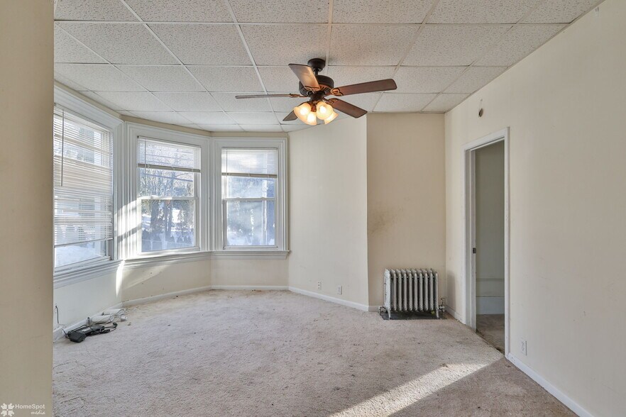 More Photos Of 38 W Central Ave, Bangor Apartments For Sale