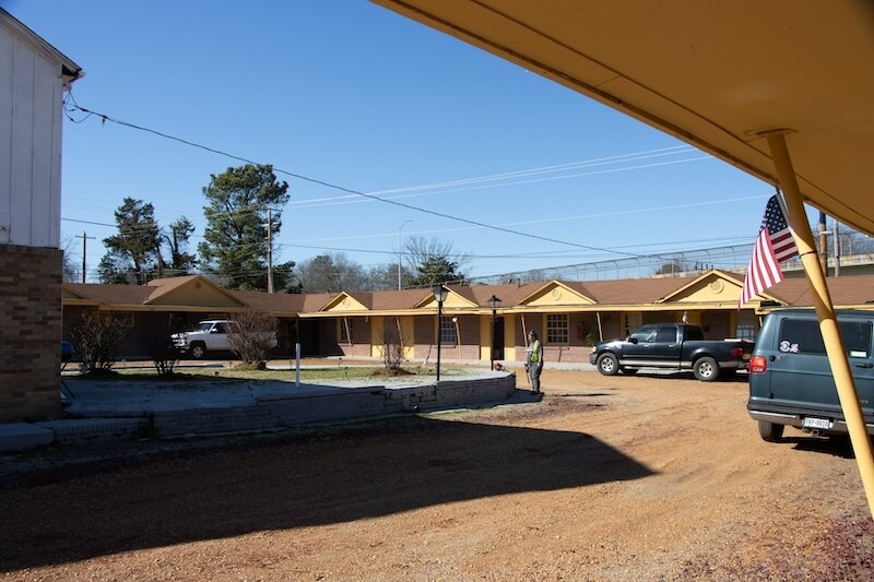 More Photos Of 1220 W 7th St, Texarkana Apartments For Sale