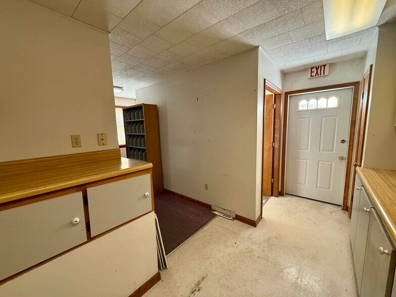More Photos Of 1 Garvin Ave, Massena Medical For Sale