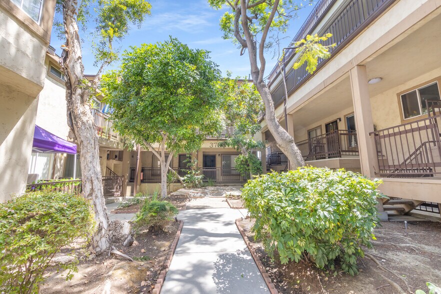 More Photos Of 3710-3750 E Fountain St, Long Beach Apartments For Sale