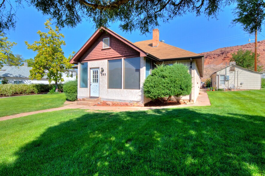 More Photos Of 195 E 200 N, Moab Specialty For Sale