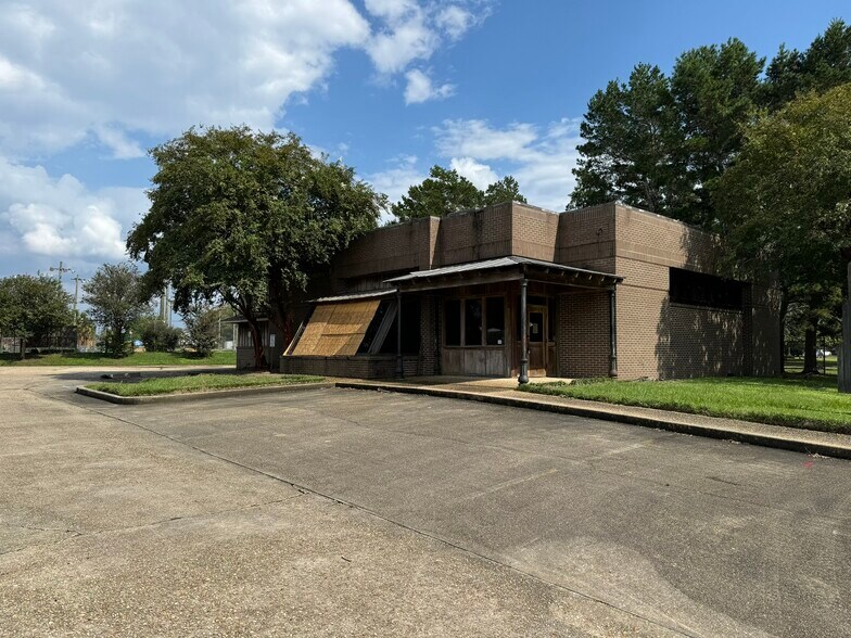 More Photos Of 3015 Westfork Dr, Baton Rouge Restaurant For Lease