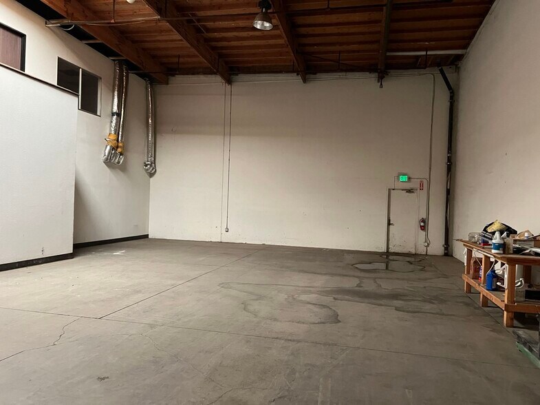 More Photos Of 1461 S Balboa Ave, Ontario Warehouse For Lease