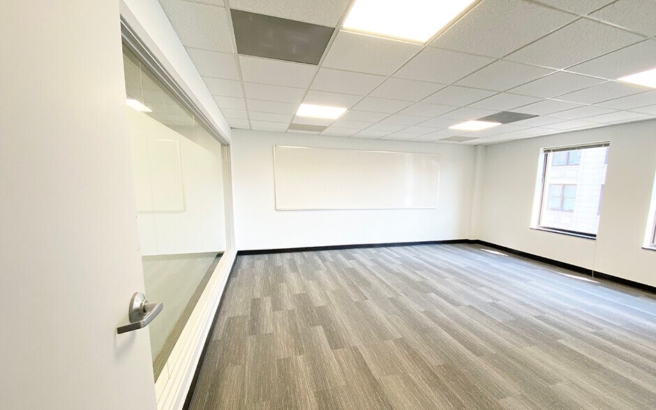 More Photos Of 225 Market St, Harrisburg Office For Lease