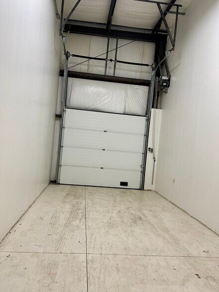 More Photos Of 4510-4520 Progress Dr, Columbus Warehouse For Lease