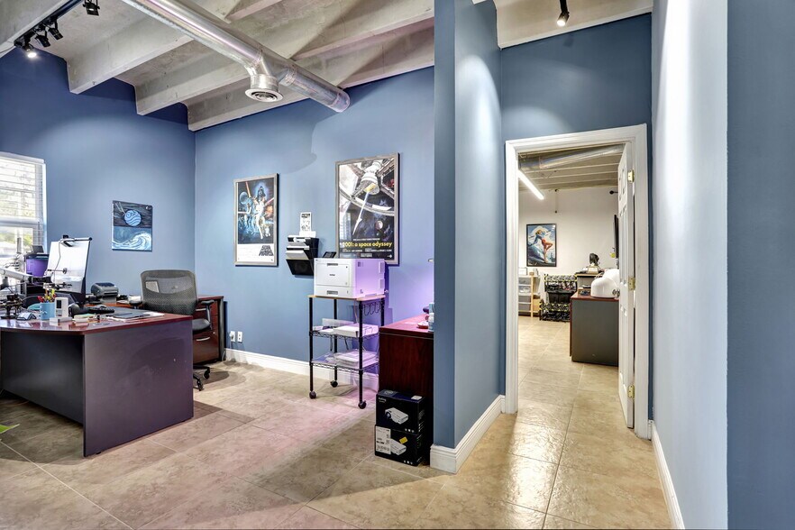 More Photos Of 3496 NE 12th Ter, Oakland Park Warehouse For Sale