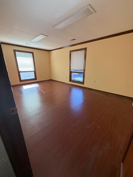 More Photos Of 9843-9855 Business Way, Manassas Office For Lease