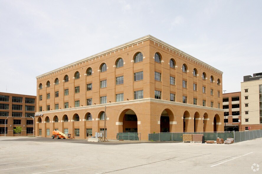 More Photos Of 262 Neil Ave, Columbus Medical For Lease