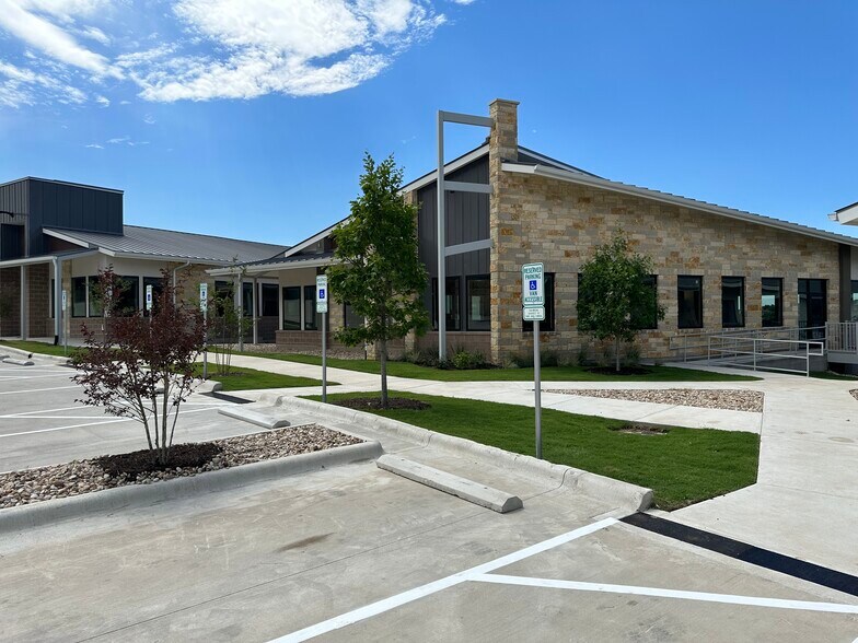 More Photos Of 13341 W Highway 290, Austin Medical For Sale