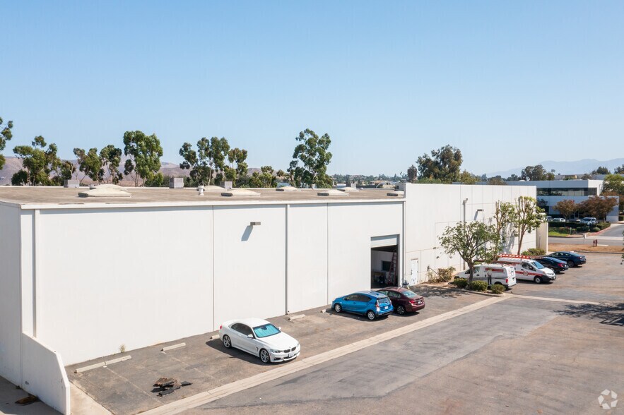 More Photos Of 1161 California Ave, Corona Manufacturing For Sale