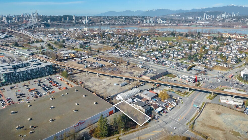 More Photos Of 11107 128 St, Surrey Land For Lease
