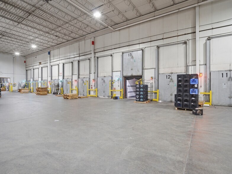 More Photos Of 563 Sandhill Ln, Grand Junction Distribution For Lease
