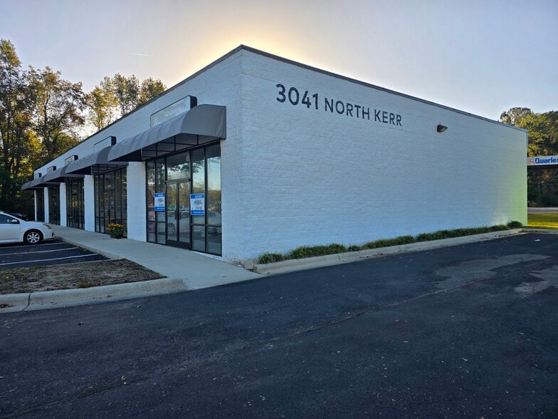 More Photos Of 3041 N Kerr Ave, Wilmington Unknown For Lease