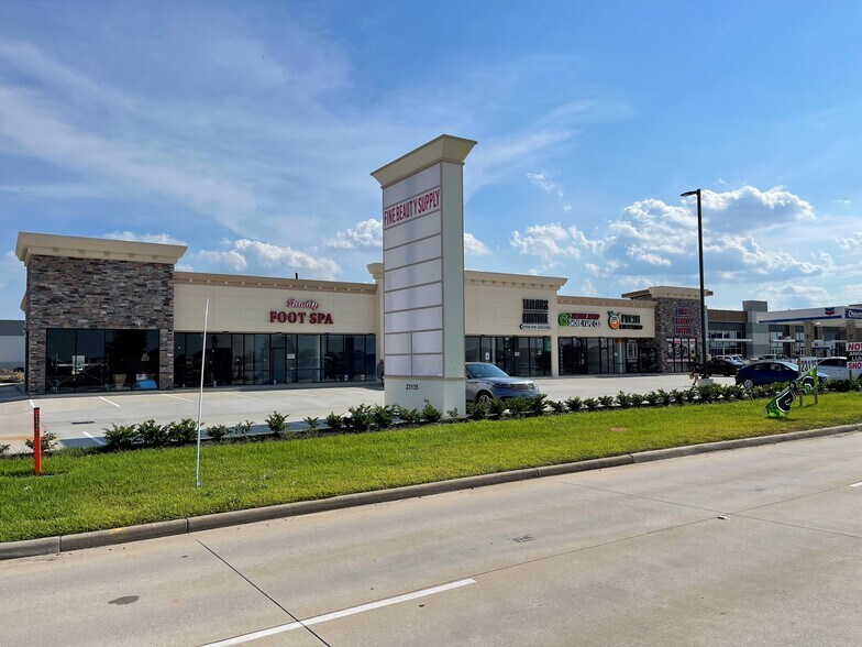 More Photos Of 23135 Morton Ranch, Katy Storefront For Lease