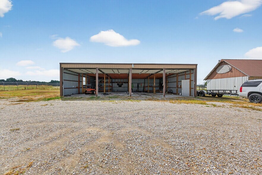 More Photos Of 338 Booneslick Rd, New Florence Industrial For Sale