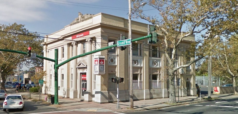 More Photos Of 215 Grand Ave, New Haven Bank For Sale