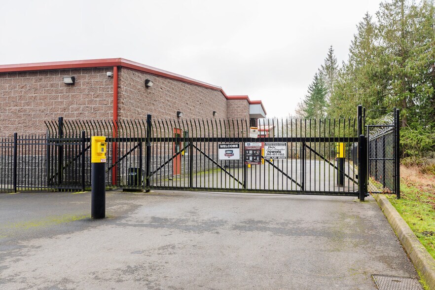 More Photos Of 260 N Lees Creek Rd, Port Angeles Self Storage For Sale