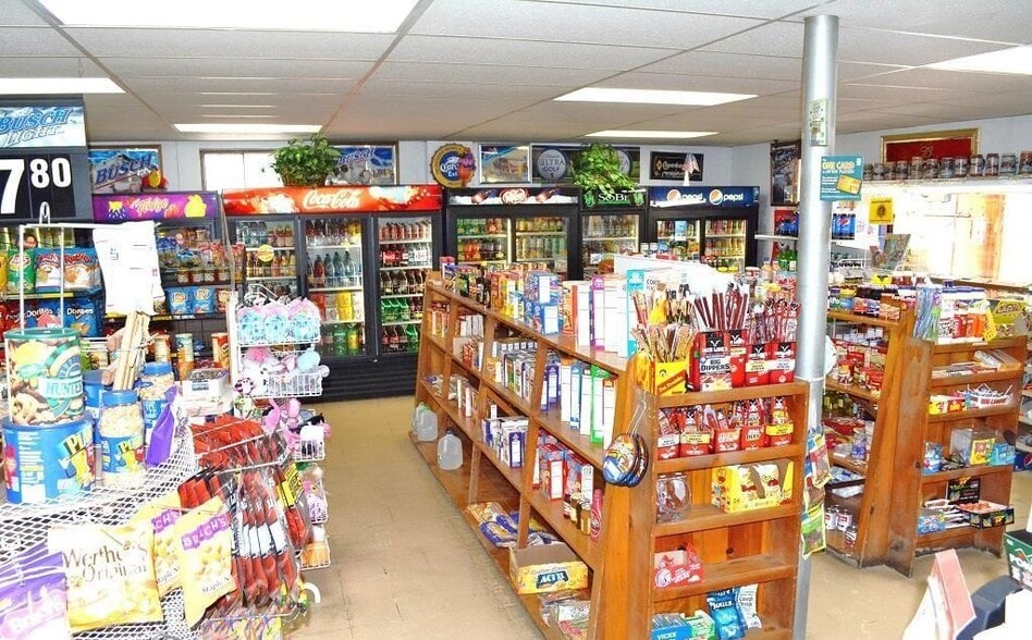 More Photos Of 8036 N Clare Ave, Harrison Convenience Store For Sale