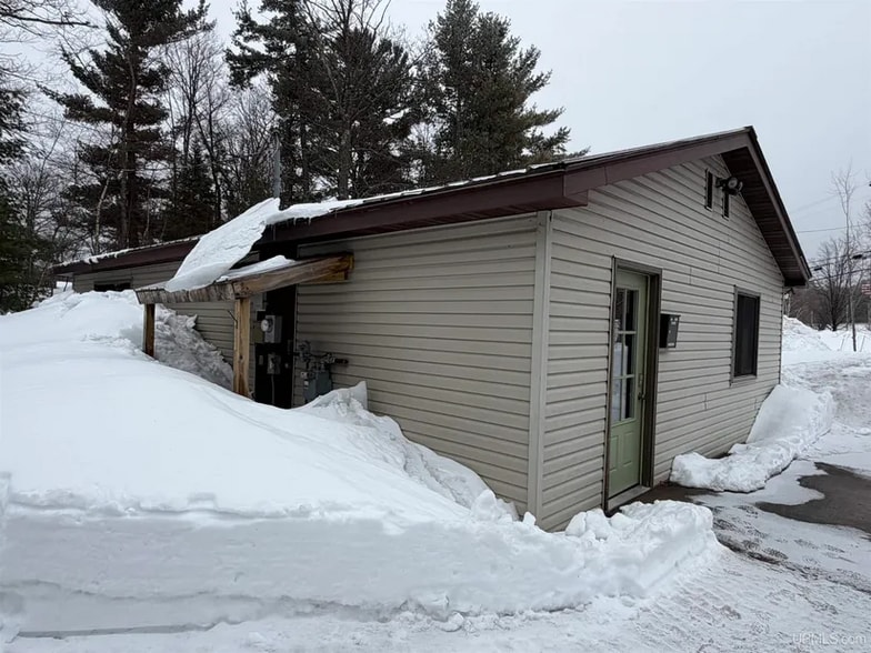 More Photos Of 7 Brebner Rd E, Negaunee Flex For Sale