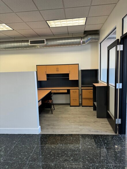 More Photos Of 3 Whale Sq, Brooklyn Warehouse For Lease