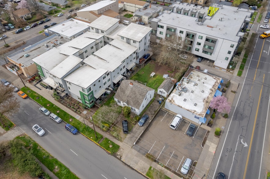 More Photos Of 1828 Hilyard St, Eugene Land For Sale