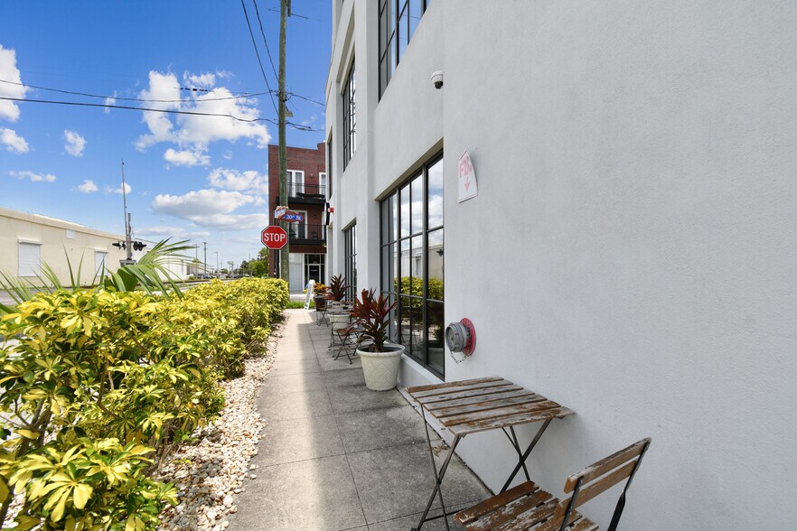More Photos Of 1919-1925 E 6th Ave, Tampa Office For Lease