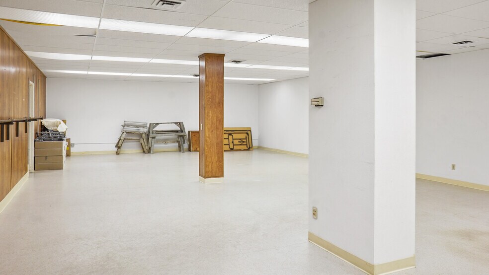 More Photos Of 716 E Main St, Othello Storefront Retail Office For Sale