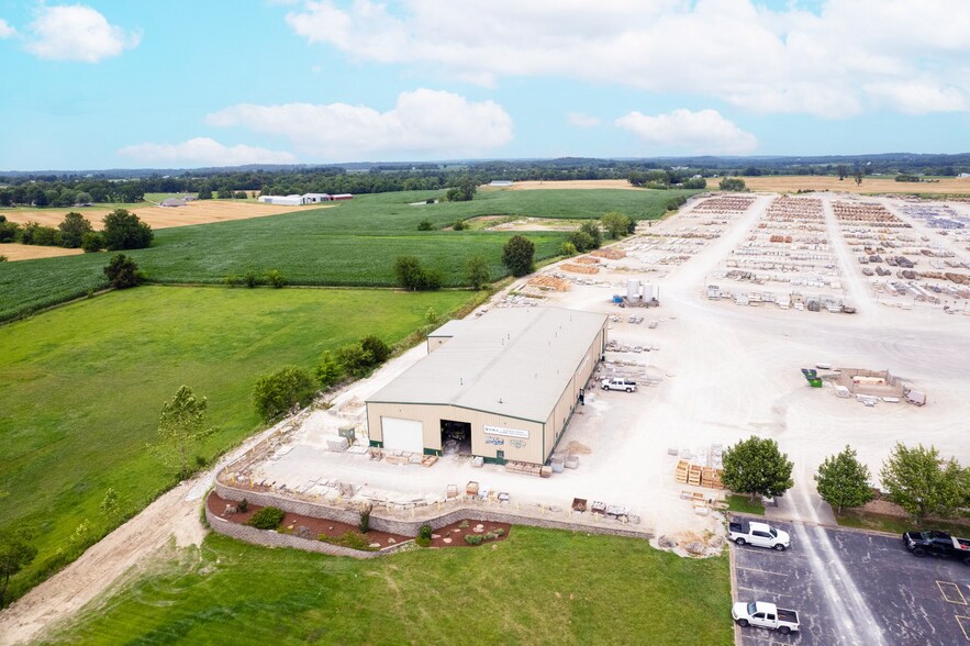 More Photos Of 50 Robinson Industrial Dr, Perryville Distribution For Sale