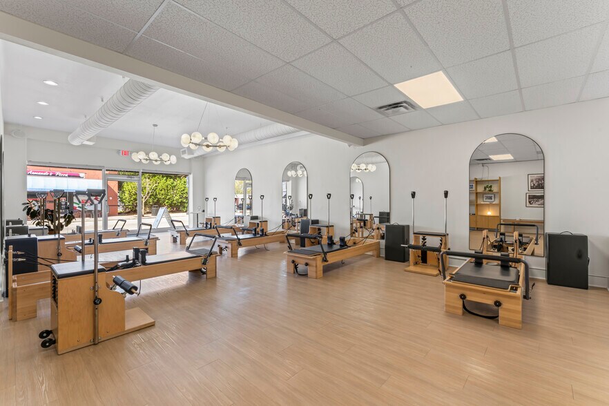 More Photos Of 108 N Arendell Ave, Zebulon Office For Sale