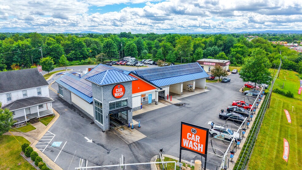 Primary Photo Of 126 Cole Ln, Winchester Carwash For Sale