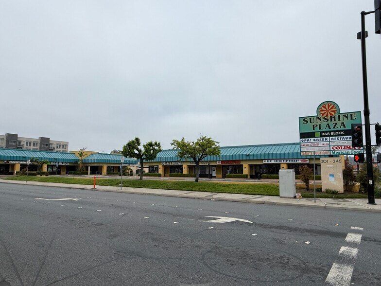 More Photos Of 301-345 W Main St, El Cajon Unknown For Lease