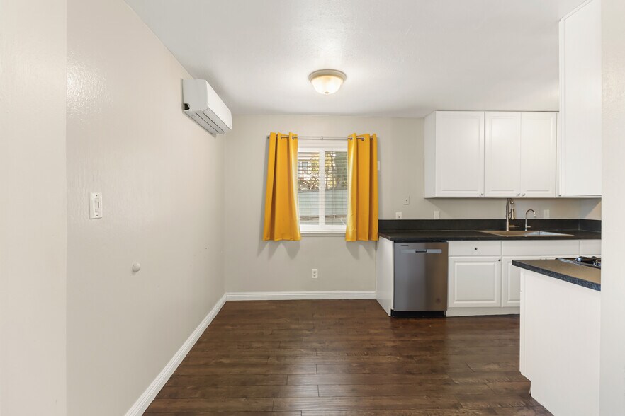 More Photos Of 163 Pleasant Ave, Auburn Apartments For Sale
