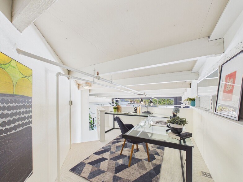 More Photos Of 4053 Harlan St, Emeryville Apartments For Sale