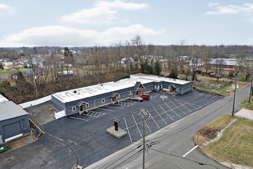 More Photos Of 100 Gray St, Elizabethtown Medical For Sale