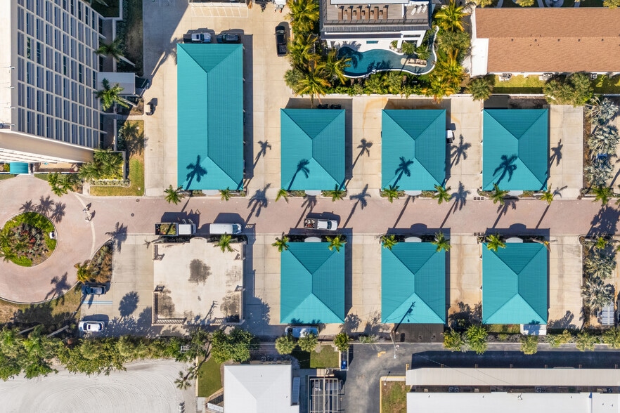 More Photos Of 5966 Midnight Pass Rd, Sarasota Hotel For Sale