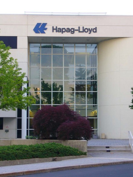 More Photos Of 399 Hoes Ln, Piscataway Office For Lease