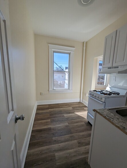 More Photos Of 36 Prospect St, Jersey City Apartments For Sale