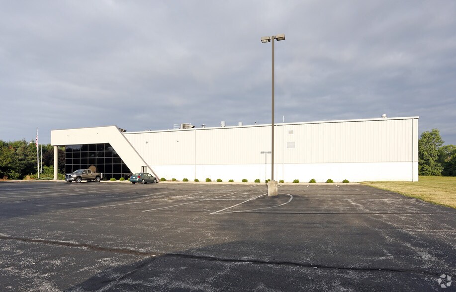 More Photos Of 6255 Suder Ave, Toledo Manufacturing For Lease