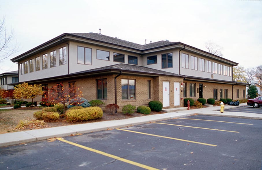 More Photos Of 6842-6864 Loop Rd, Centerville Medical For Sale