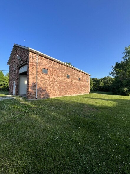 More Photos Of 4660 Mary Ingles Highway, Silver Grove Police Fire Station For Sale
