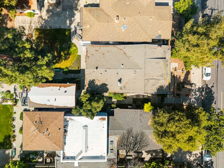 More Photos Of 22427 Montgomery St, Hayward Congregate Senior Housing For Sale