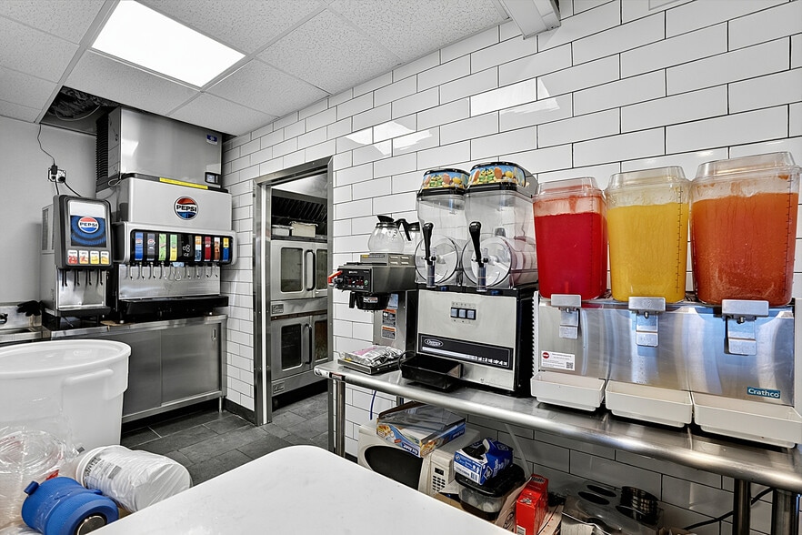 More Photos Of 24737 W 8 Mile Rd, Detroit Restaurant For Sale