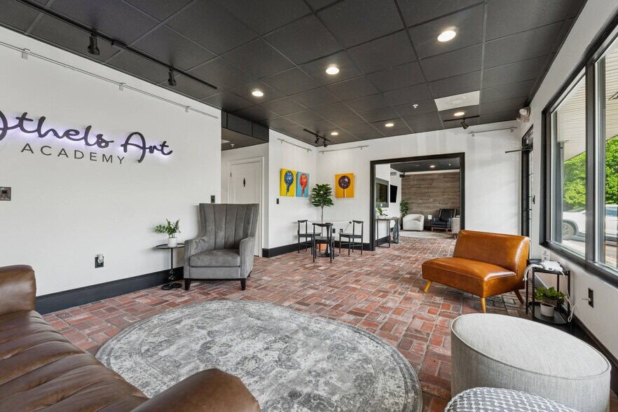 More Photos Of 11775 Northfall Ln, Alpharetta Office Residential For Sale